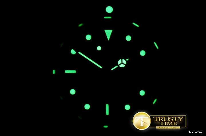 0304 ROLSD061 – SeaDweller UrbanChic 1020